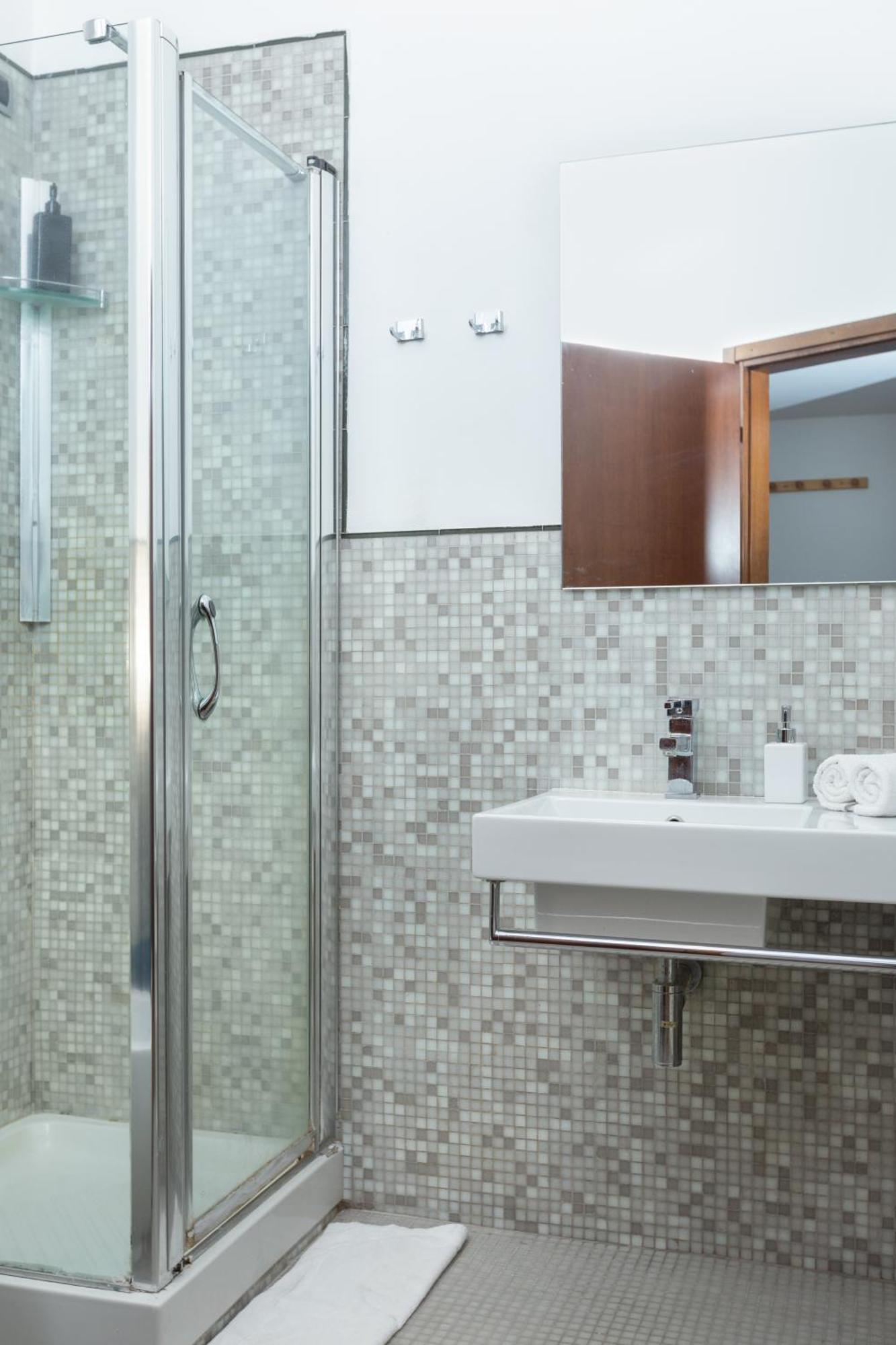 Navigli - New Exclusive House * Mailand